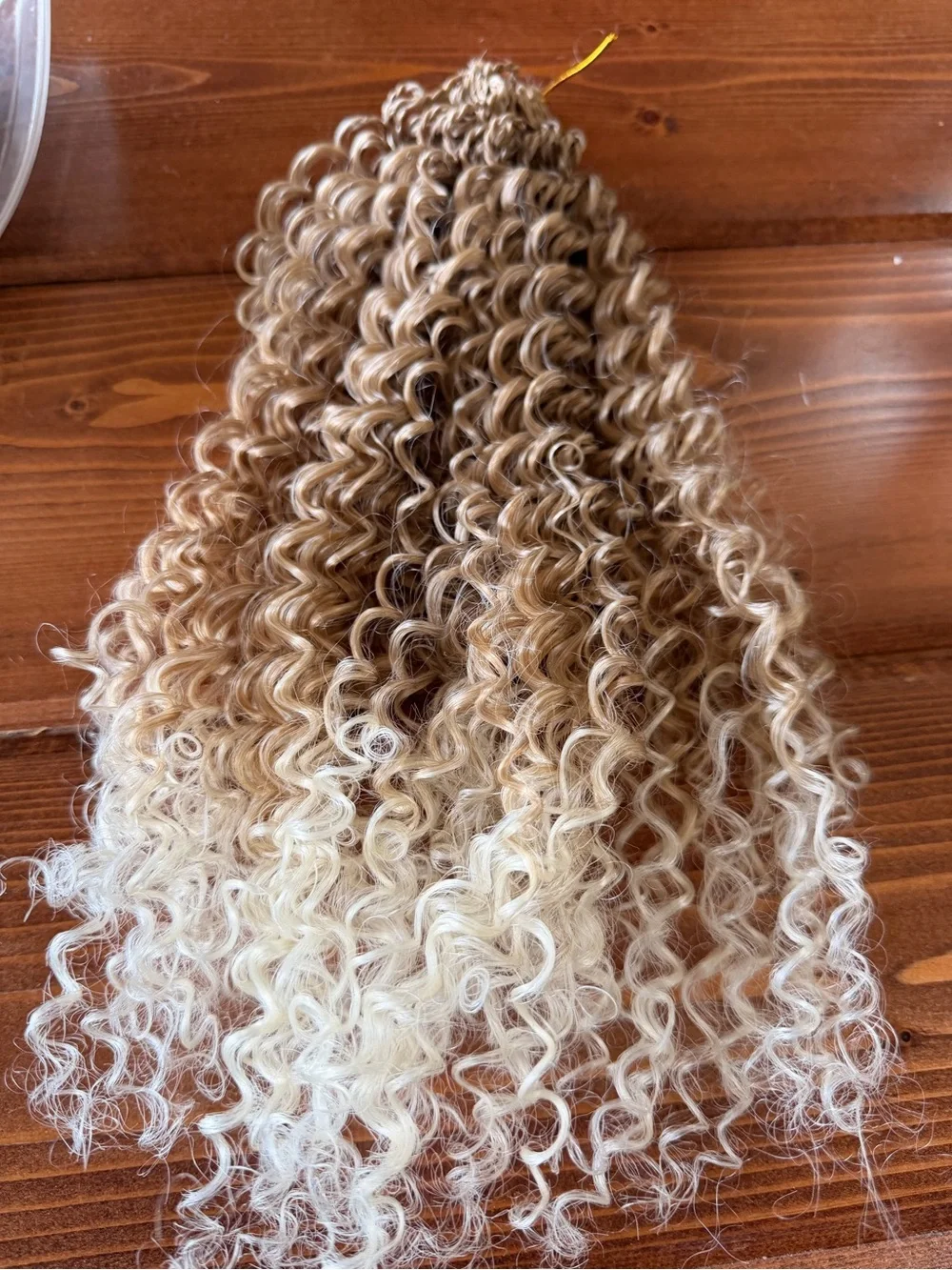 Blonde Ombre Curly Crochet Hair Extensions - Natural Blonde to Platinum